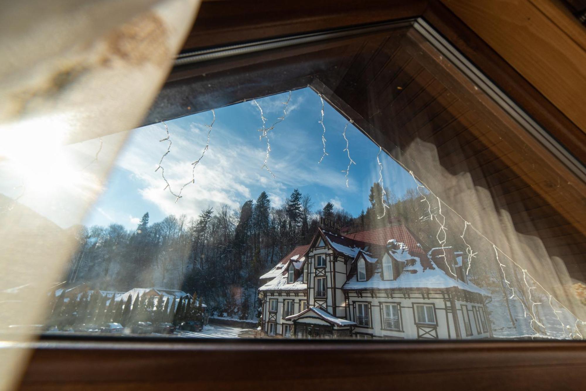 Zolota Forel Hotel Korostov Zewnętrze zdjęcie