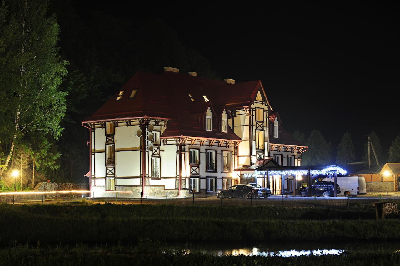 Zolota Forel Hotel Korostov Zewnętrze zdjęcie