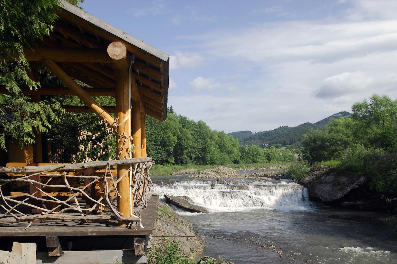 Zolota Forel Hotel Korostov Zewnętrze zdjęcie