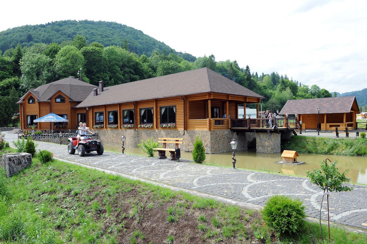 Zolota Forel Hotel Korostov Zewnętrze zdjęcie